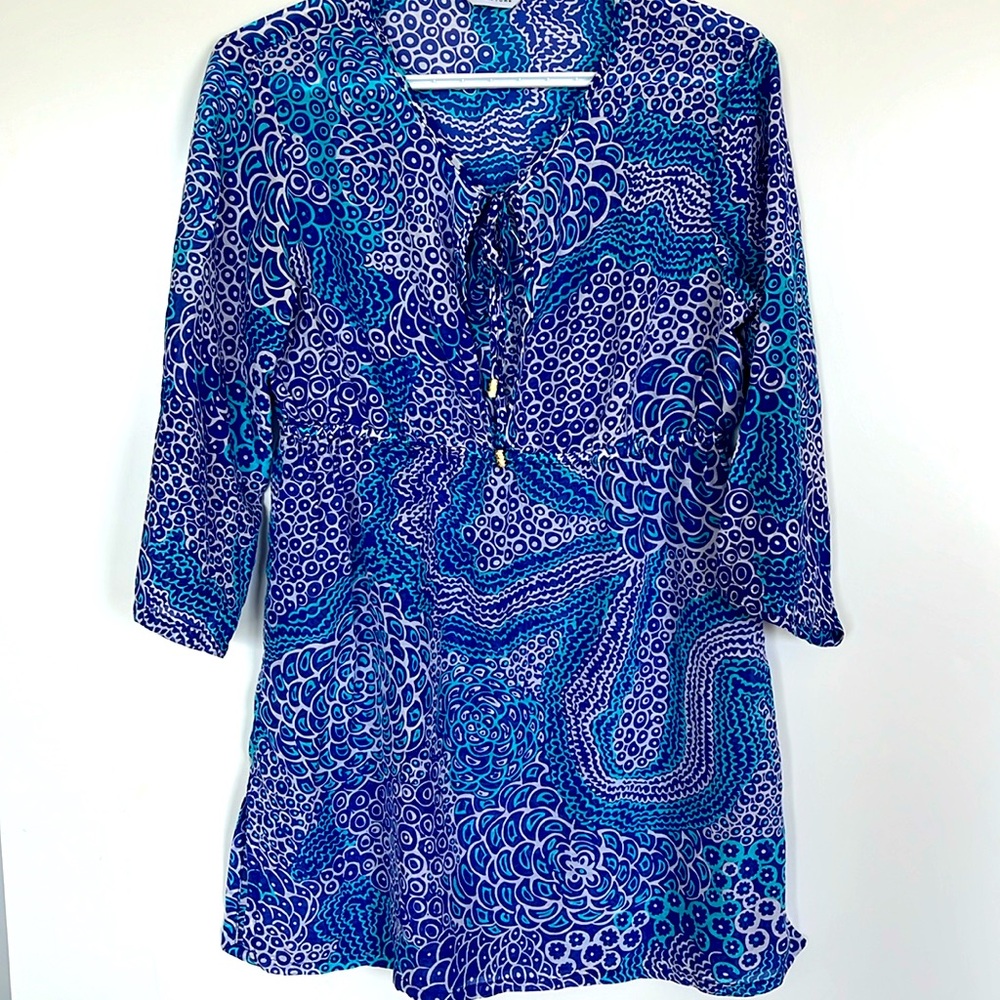Trina Turk  vacation here I am.  Blue Tunic  Bathing Suit Cover Up Medium